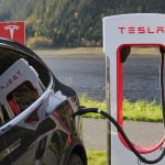 Les Superchargeurs Tesla ouverts à tous les véhicules électriques ? Le dossier chauffe