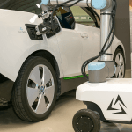 TU Graz crée des robots de recharge mobiles avec des partenaires - electrive.com