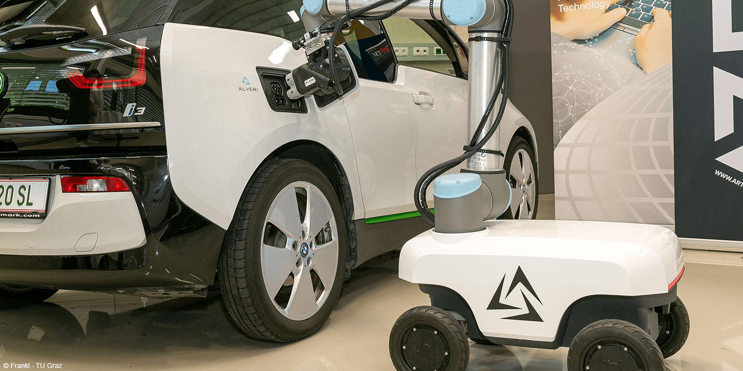TU Graz crée des robots de recharge mobiles avec des partenaires - electrive.com