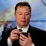 Elon Musk fait EXPLOSER 2 cryptomonnaies Inconnues avec une photo et 3 mots (Floki)