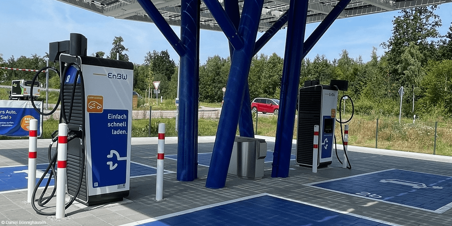 EnBW construit un quatrième parc de recharge rapide en Bavière - electrive.com
