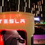 Allemagne : Tesla fête sa nouvelle usine berlinoise, malgré les polémiques - Boursorama