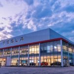 Alors que la demande monte en flèche, Tesla lance le plus grand centre de livraison d'Asie
