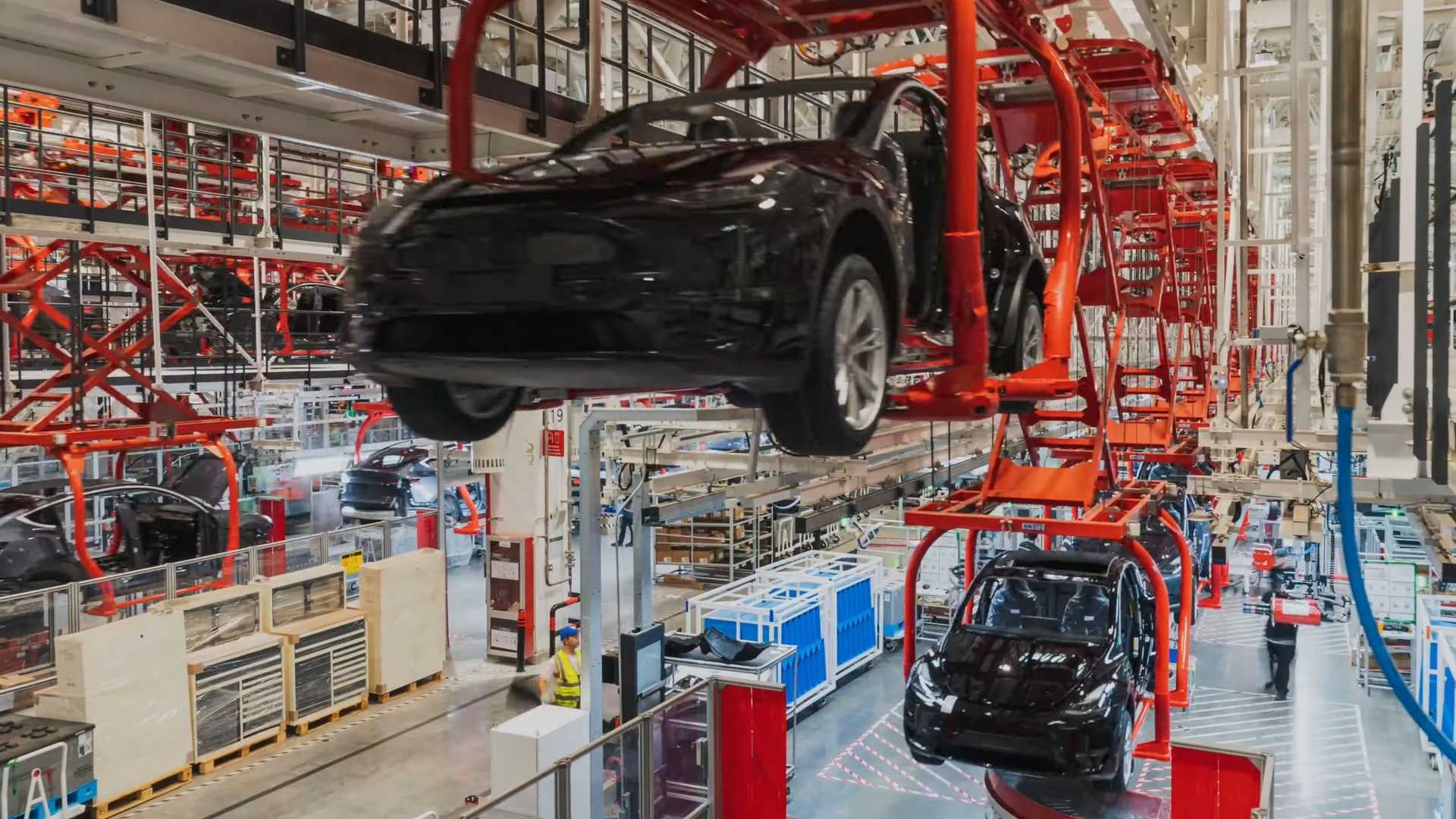 Tesla atteint un taux de production annualisé de plus d'un million de véhicules électriques