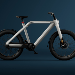 VanMoof présente des vélos électriques avec des vitesses allant jusqu'à 50 km/h
