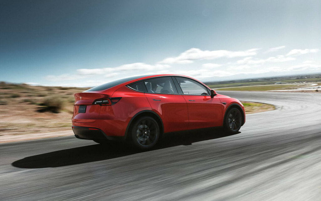 Des Tesla avec un problème de suspension forcent un rappel - Guide Auto