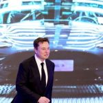 Les "Tesla lovers" doivent-ils imiter Elon Musk? | L'Echo