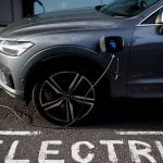 La pression des investisseurs accélère l'arrivée des véhicules électriques