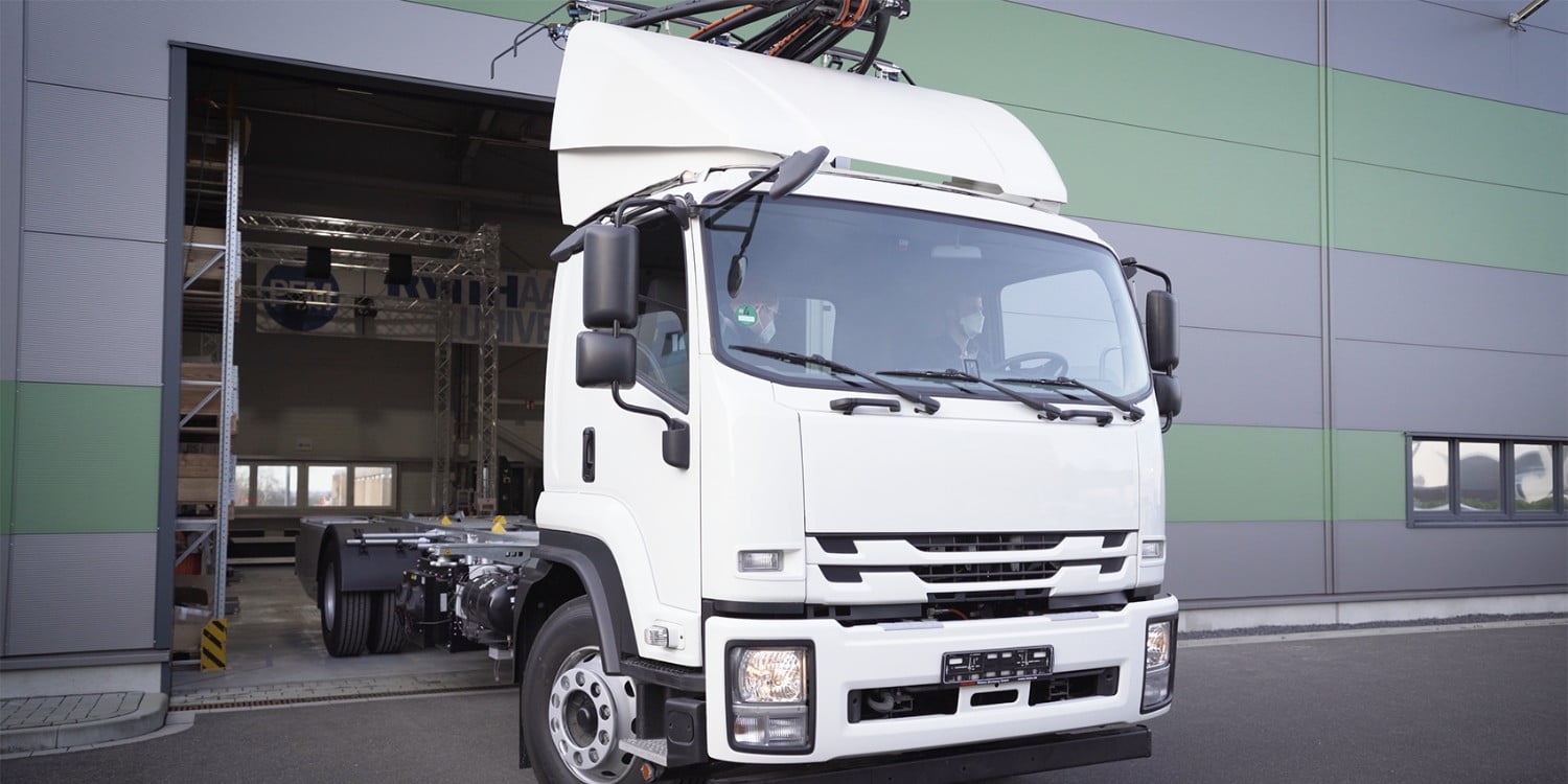 PEM présente le prototype d'un O-truck - electrive.com