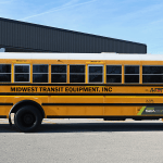 SEA Electric convertit 10 000 autobus scolaires américains en entraînements électriques - electrive.com