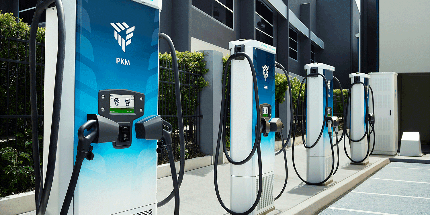 Tritium présente une nouvelle génération de chargeurs rapides - electrive.com