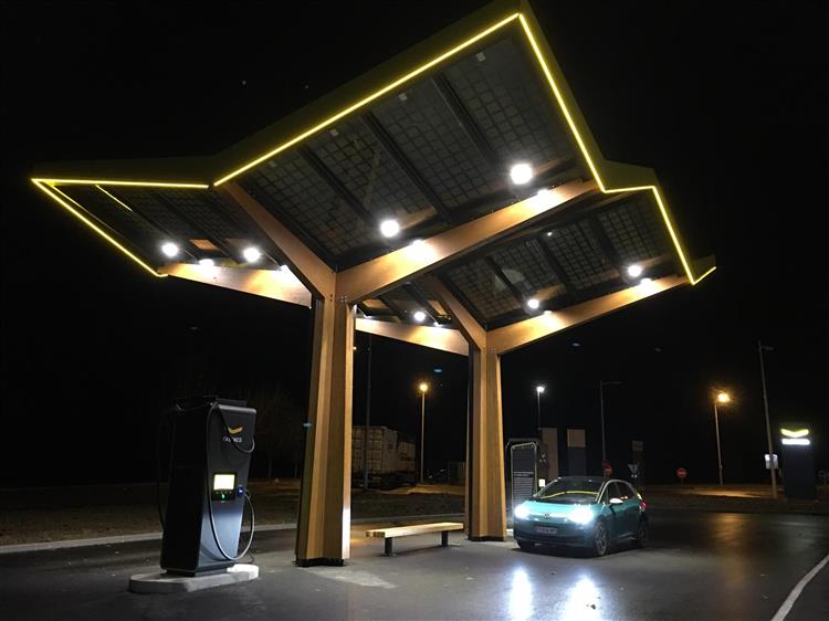 Bornes de recharge rapide: vers une haussière inéluctable des tarifs