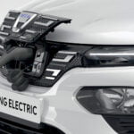 Dacia Spring - Prise de recharge