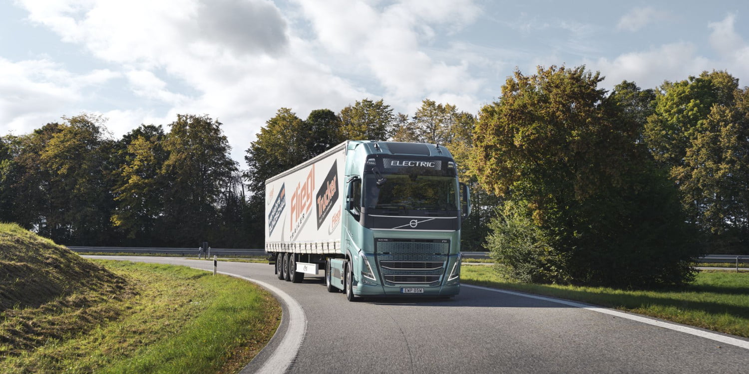 Volvo FH Electric fait ses preuves sur la route du Green Truck Award - electrive.com