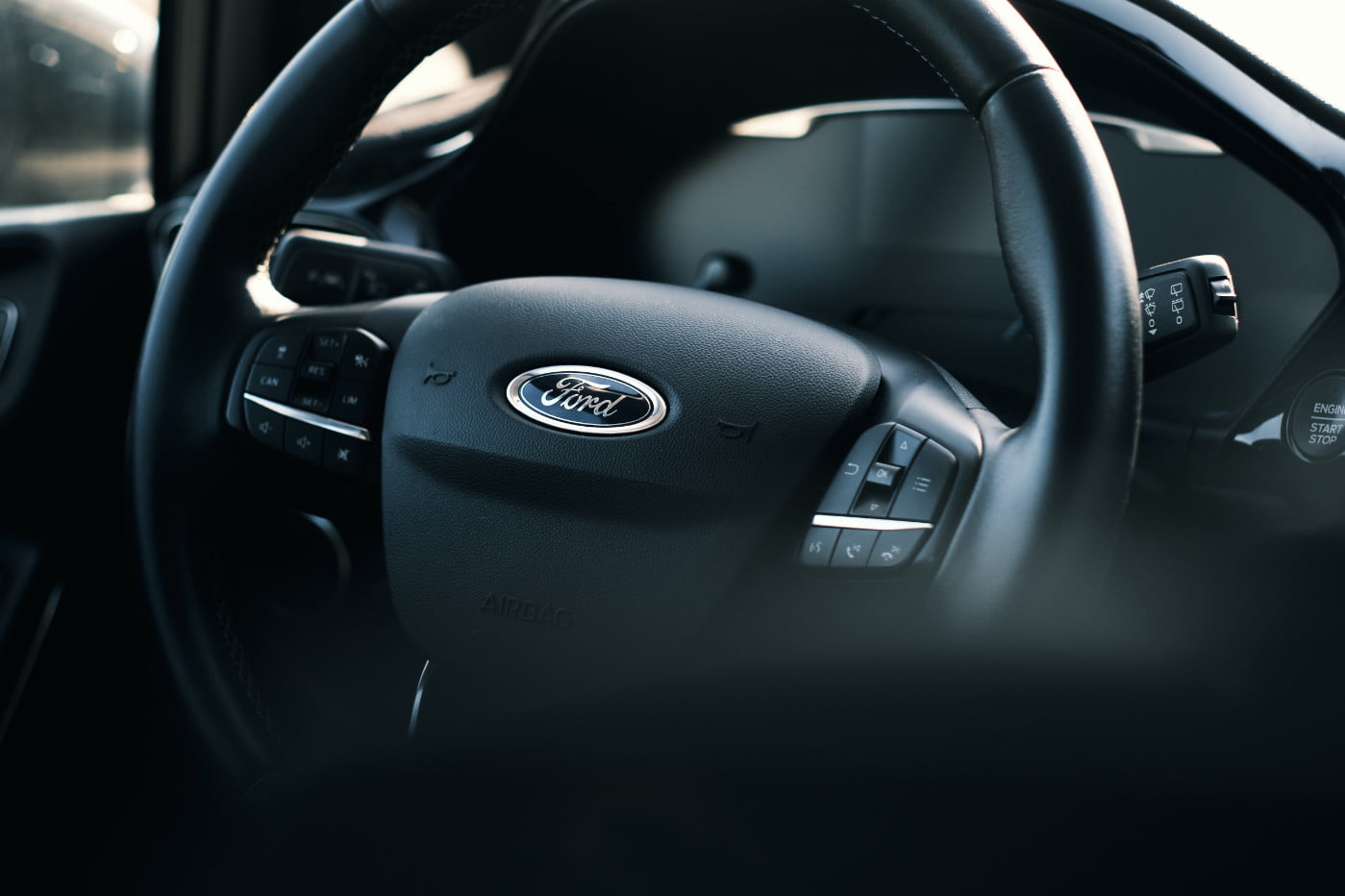 Ford Bourse Performance