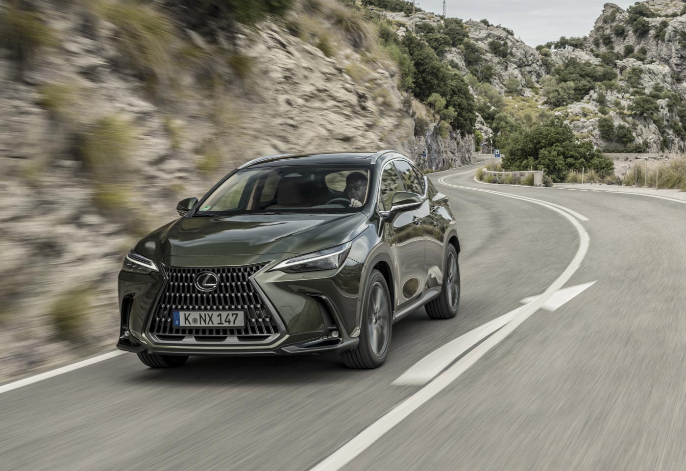 Nouveau Lexus NX : 5 raisons de vouloir des SUV hybrides ou des hybrides rechargeables