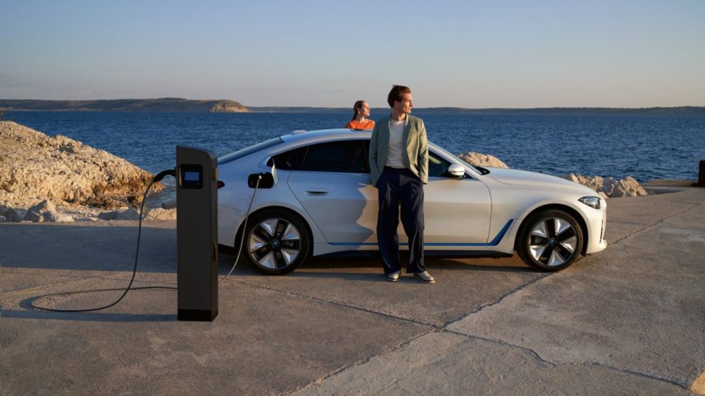 Rendre la recharge encore plus facile et plus pratique, 10 000 MINI entièrement électriques* immatriculées en Allemagne en 2021