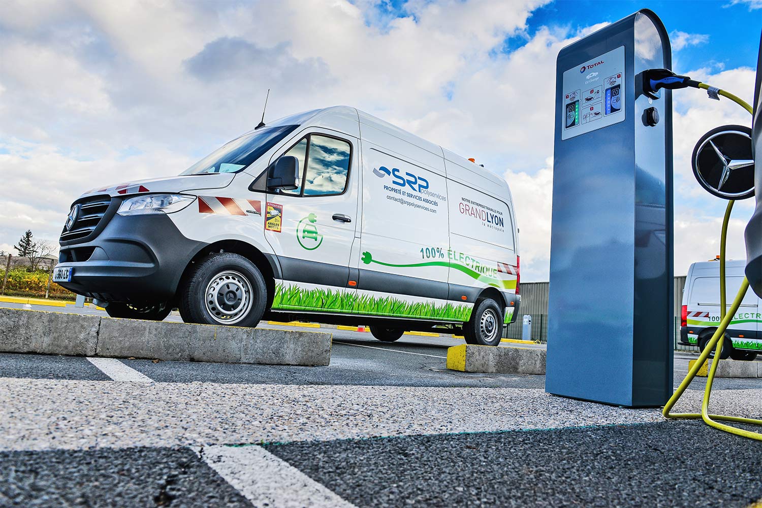 Témoignage : SRP Polyservices passe au 100% électrique dans le Rhône
