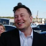Elon Musk affirme qu'il n'y a pas eu de crash dans la bêta de conduite autonome complète de Tesla depuis plus d'un an dans le programme