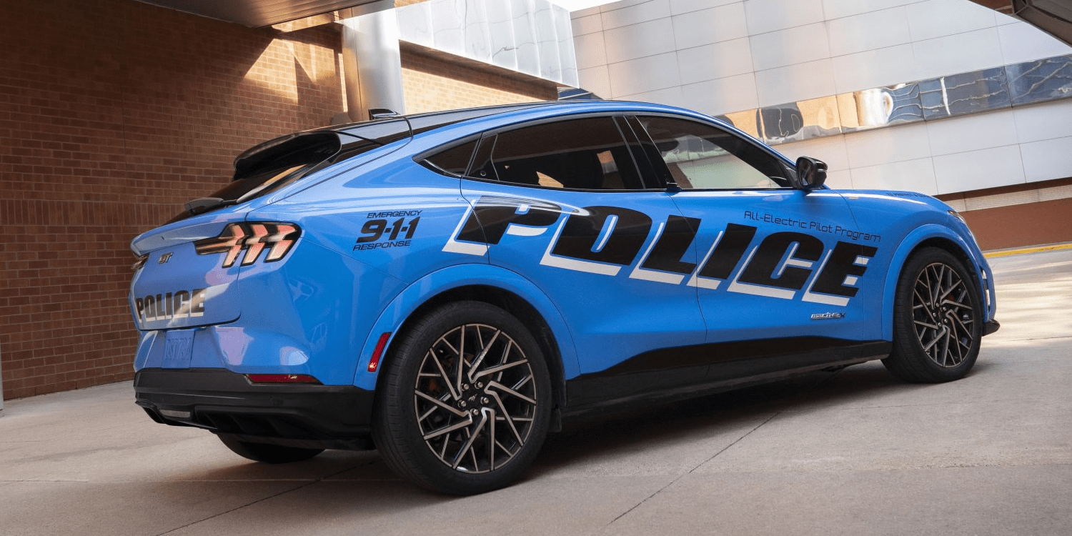 New York commande 184 Ford Mustang Mach-E GT - electrive.com
