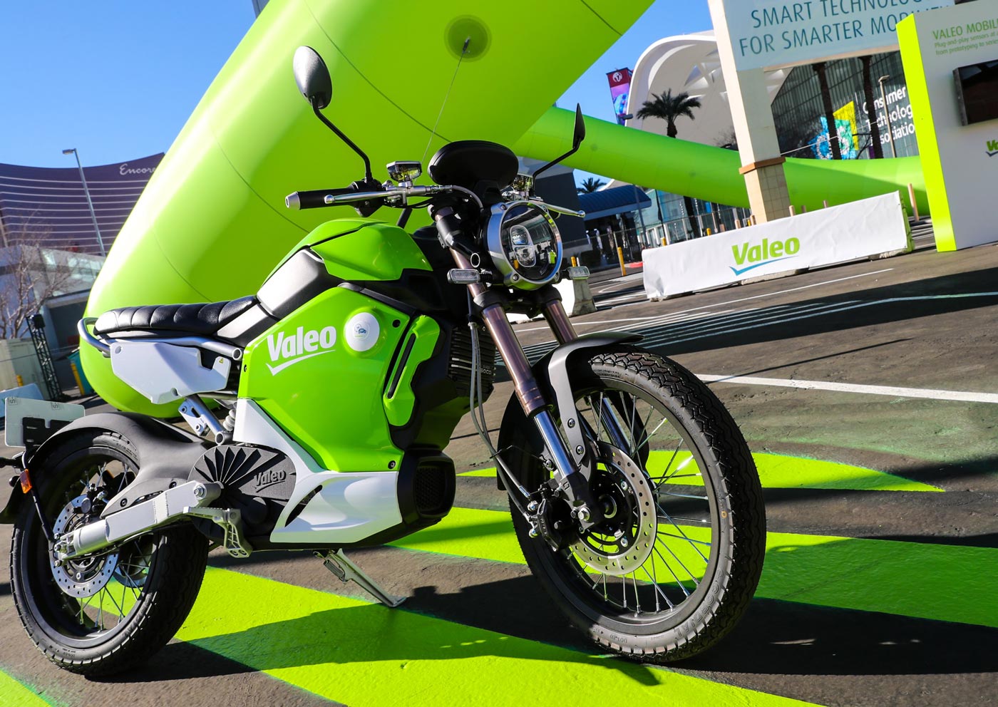 Moto électrique : Valeo révèle son système low-cost au CES