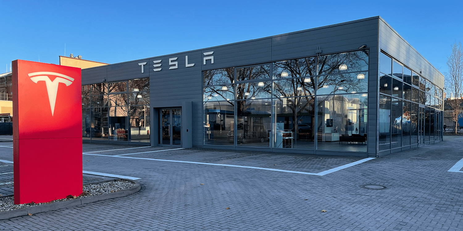 Tesla ouvre un deuxième centre de services à Berlin - electrive.com