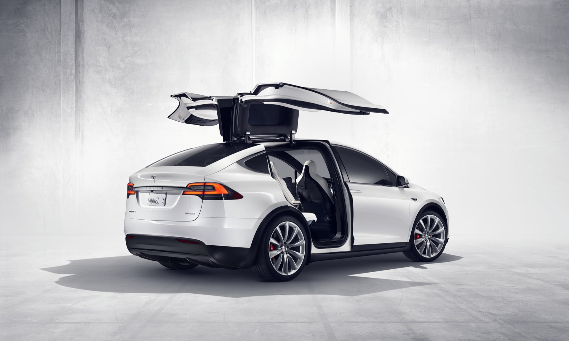 Fiabilité EV, Rivian Waypoints, Cybertruck delay, Bollinger bails: Today's Car News