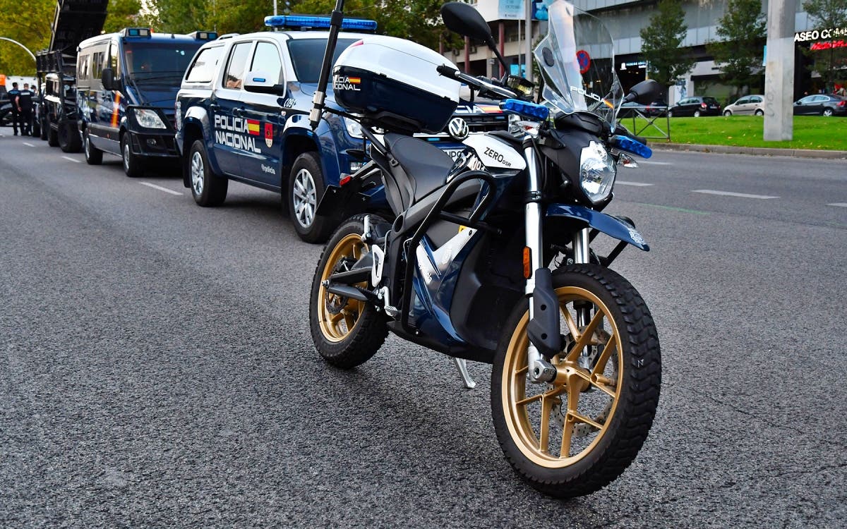 Moto électrique : Zero Motorcycles séduit la police espagnole