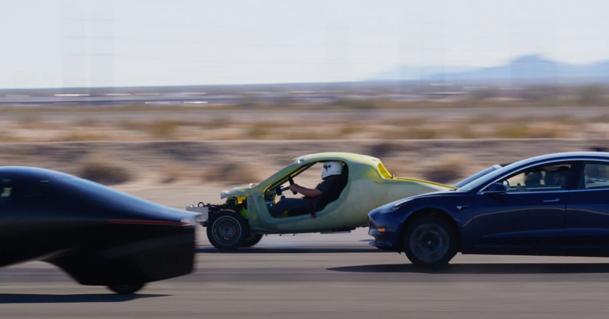 Le bêta SEV d'Aptera a battu une Tesla Model 3 et une Audi R8 GT Spyder dans une course de dragsters