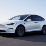 Tesla retarde davantage de livraisons de Model X alors qu'Elon Musk admet des problèmes dans la rampe de production
