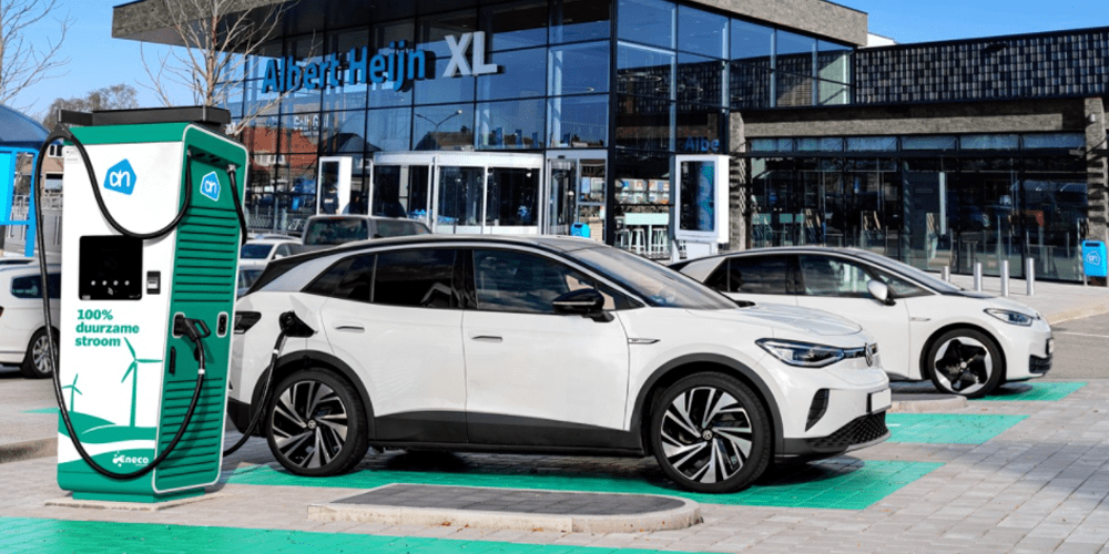 Eneco eMobility construit 120 chargeurs rapides dans les magasins Albert Heijn - electrive.com
