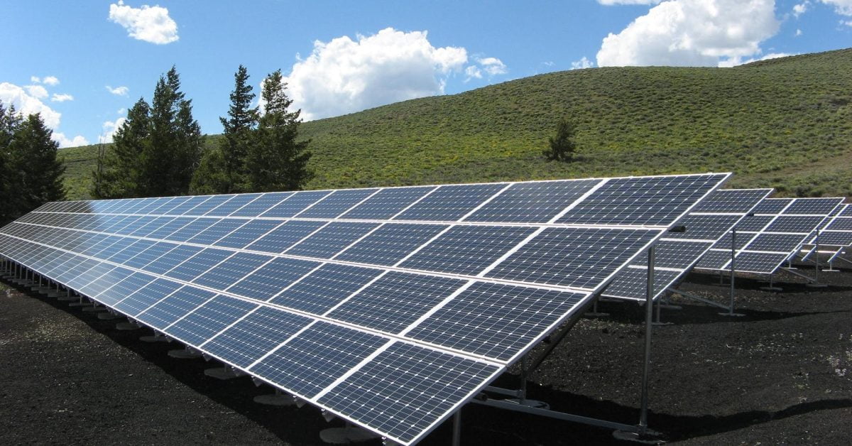 Les États-Unis pourraient économiser 5,6 milliards de dollars par an s'ils passaient du charbon au solaire - étude