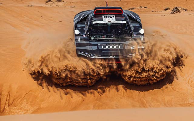 L'Audi RS Q e-tron s'impose à Abu Dhabi