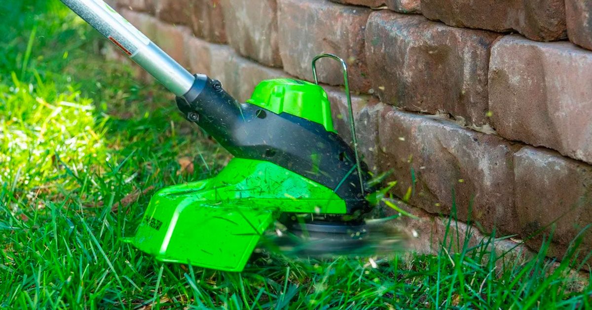 Le taille-bordures sans balais Greenworks 24 V n'utilise ni essence ni huile à 115 $, plus dans les nouvelles offres vertes