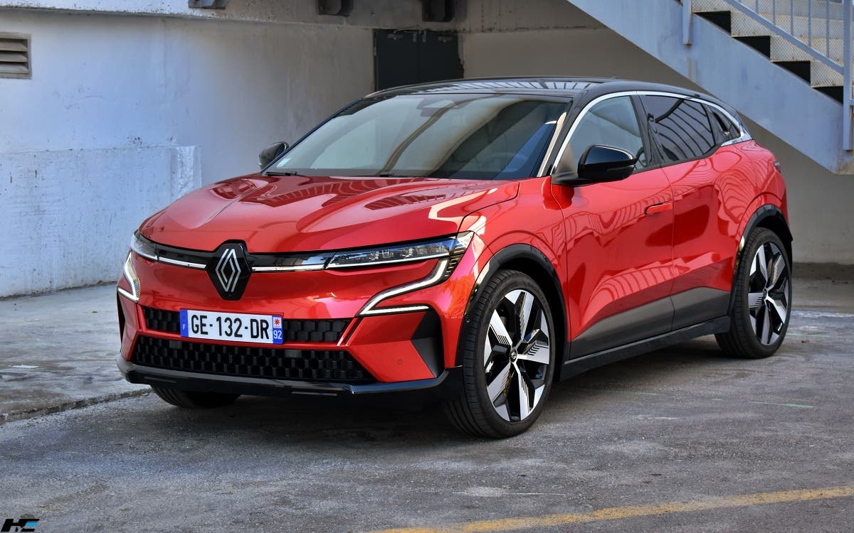 Le compte à rebours commence pour les livraisons de Renault Megane E-Tech électrique en Espagne
