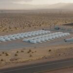 Tesla et Arevon installent un parc solaire avec 528 000 panneaux solaires et 360 MWh de batteries