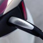 Tesla fait du chargeur mobile un accessoire optionnel pour l'achat d'un nouveau véhicule