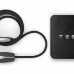 Tesla : le connecteur mobile n’est plus fourni avec les nouvelles commandes de voitures électriques