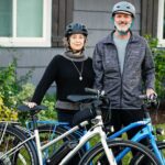 Rencontrez Emily &amp ; Scott : Chasing Thrills on Their E-Bikes Together