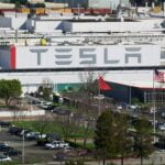 Tesla se prépare à un deuxième trimestre "monstrueux" avec l'usine de Fremont fonctionnant 10 à 20 % au-dessus de sa capacité : un analyste.