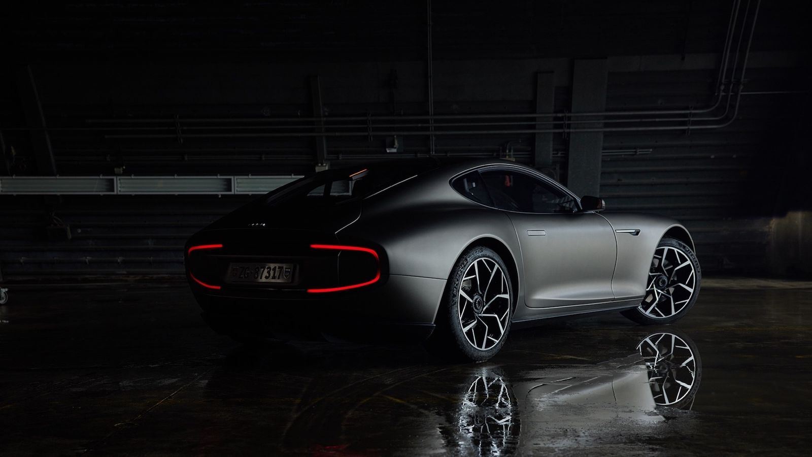 Piëch franchit une nouvelle étape importante dans le développement d'une voiture de sport dotée d'une vitesse de chargement élevée sans précédent