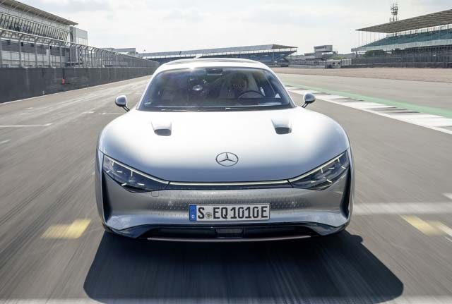 La Mercedes-Benz VISION EQXX bat son propre record d'efficacité avec 1 202 km sur une seule charge de batterie