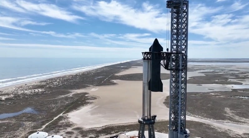 Le lancement orbital du vaisseau spatial SpaceX est " très probable " en novembre, selon Musk - TeslaNorth.com