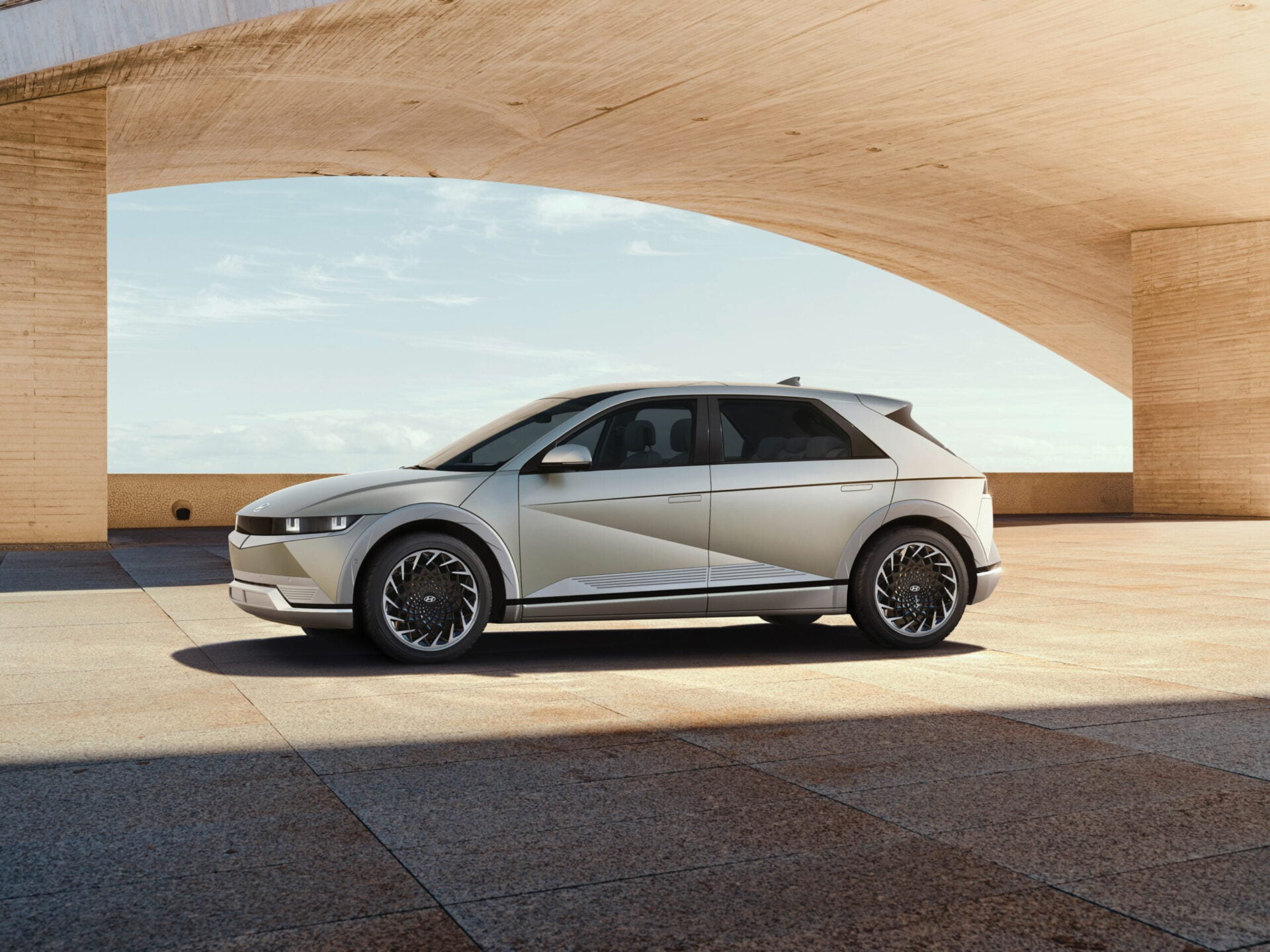 Hyundai pose la première pierre d'une usine de VE et de batteries de 5,5 milliards de dollars en Géorgie - TeslaNorth.com