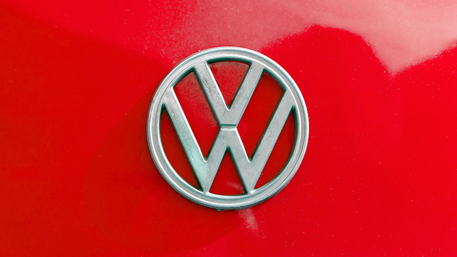 Volkswagen : deux petits modèles et un SUV électrique compact