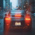 Porsche 911 cabriolet dans une rue de New York
